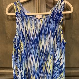 Ladies sleeveless blouse